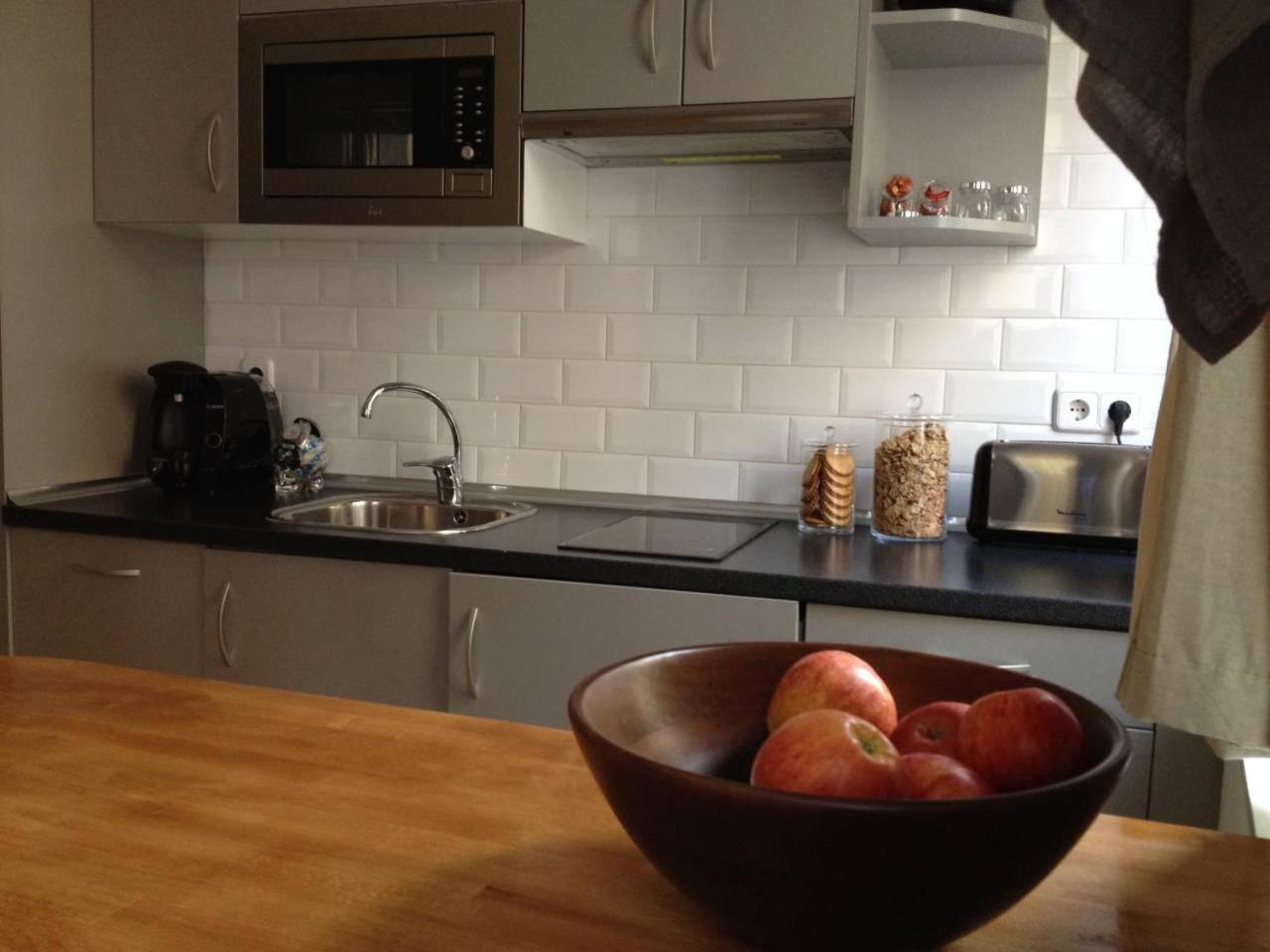 Apartamentos Moratin Las Letras Madrid Ngoại thất bức ảnh