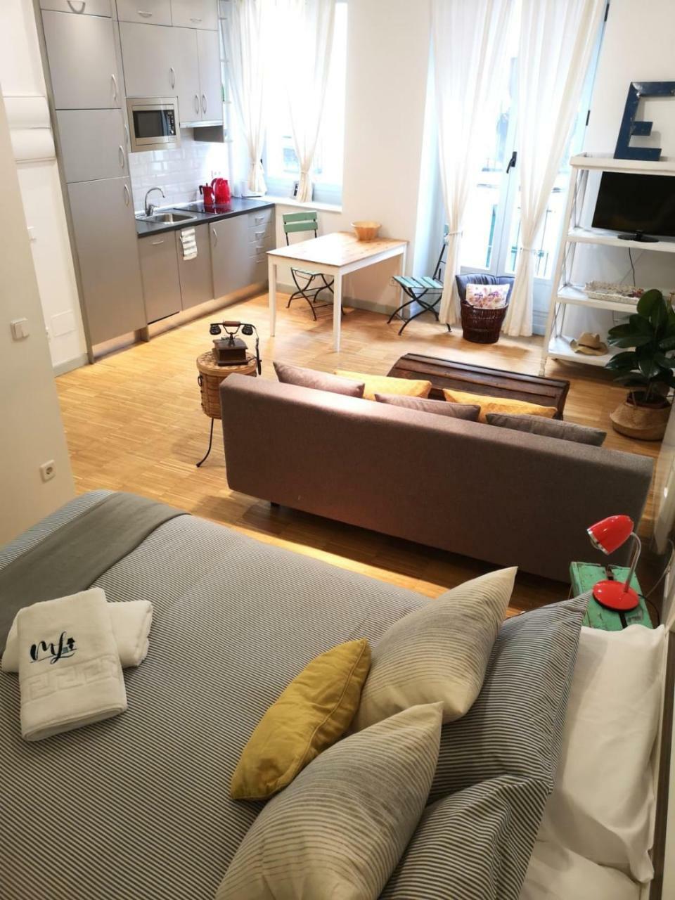 Apartamentos Moratin Las Letras Madrid Ngoại thất bức ảnh