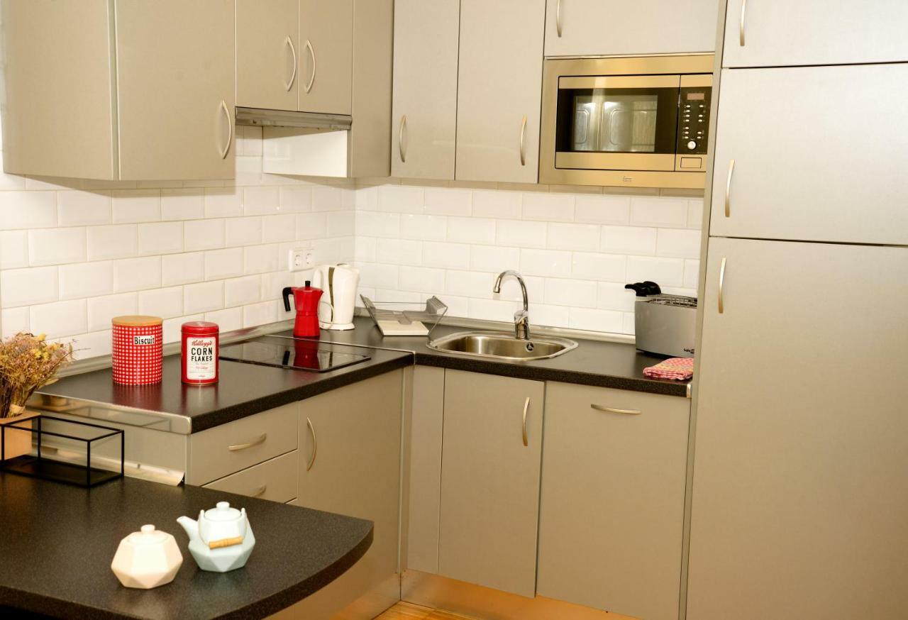 Apartamentos Moratin Las Letras Madrid Ngoại thất bức ảnh